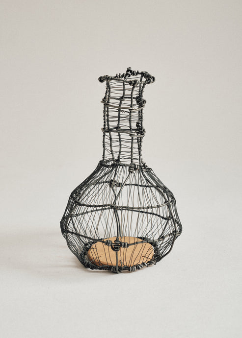 Joelle Yu, Steel Wire Vase #1