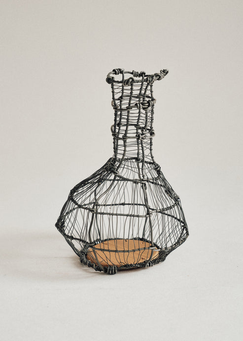 Joelle Yu, Steel Wire Vase #1