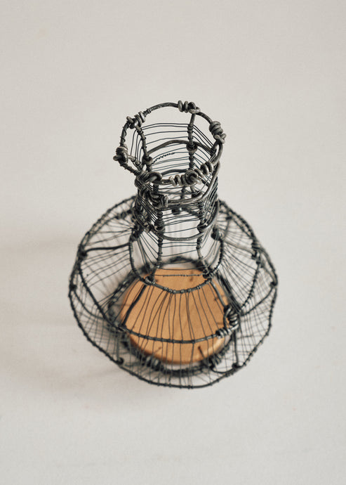 Joelle Yu, Steel Wire Vase #1