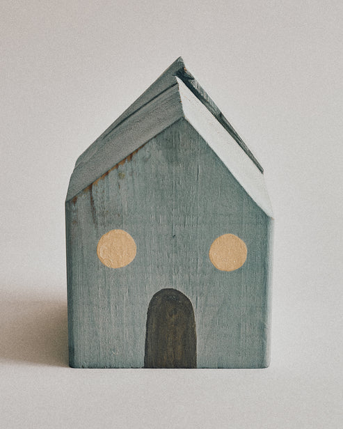 Joelle Yu, Blue House