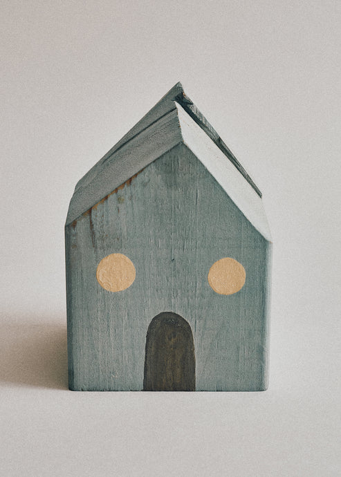 Joelle Yu, Blue House