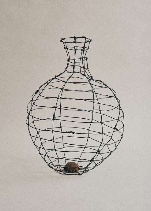 Joelle Yu, Walnut Vase