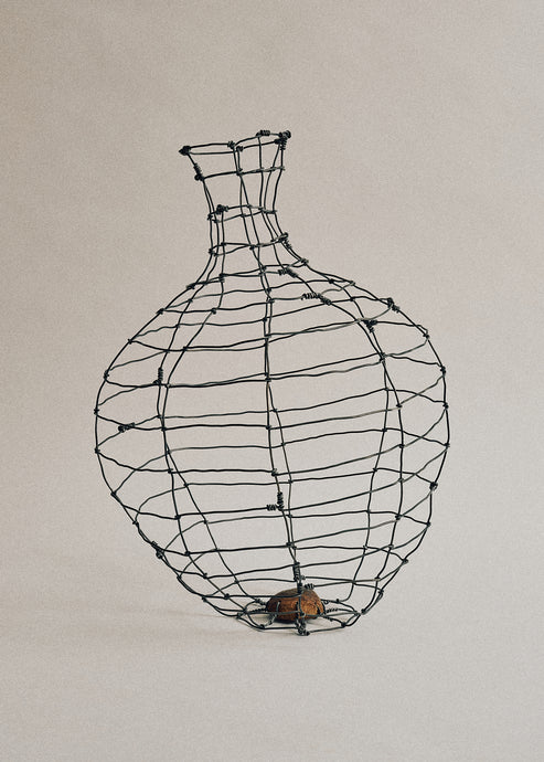 Joelle Yu, Walnut Vase