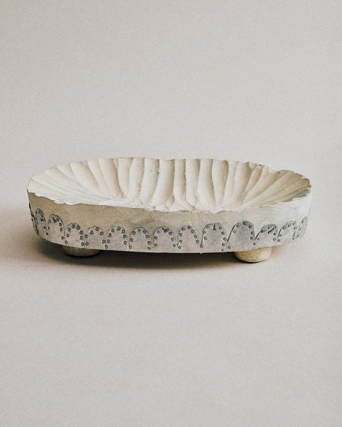 Joelle Yu, White Scallop Dish w/ aluminum