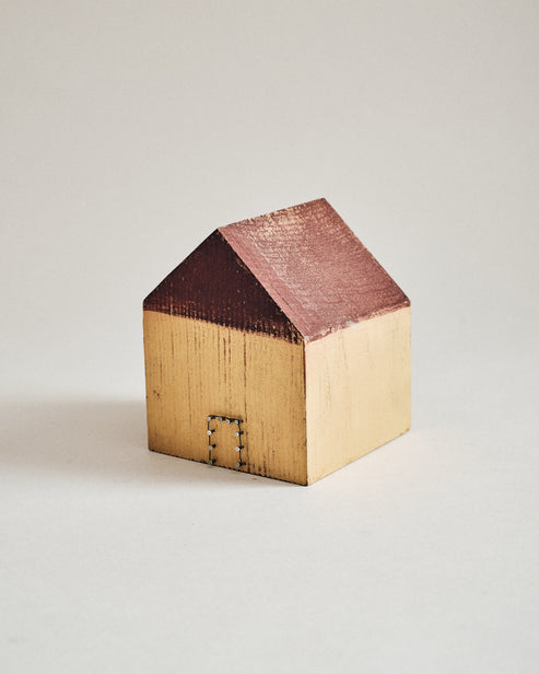 Joelle Yu, Yellow House, Red Roof