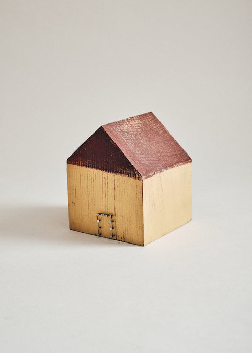 Joelle Yu, Yellow House, Red Roof