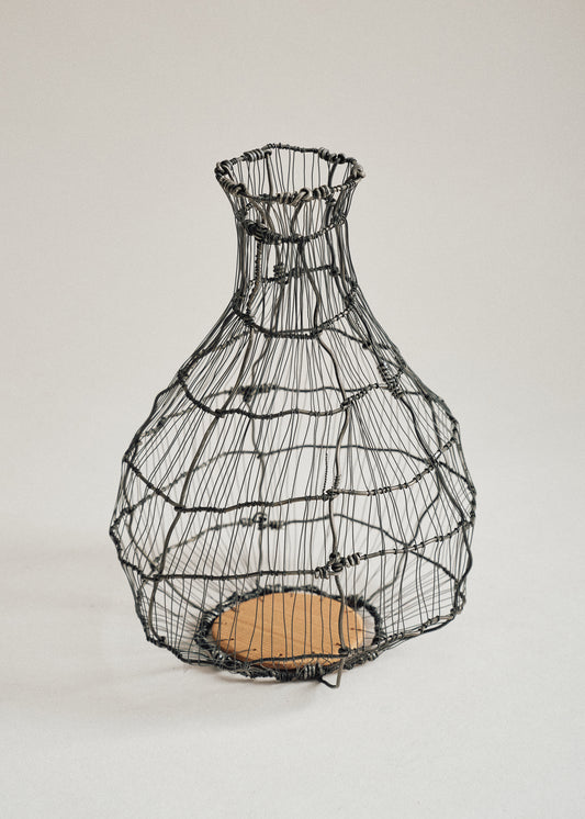 Joelle Yu, Steel Wire Vase #2