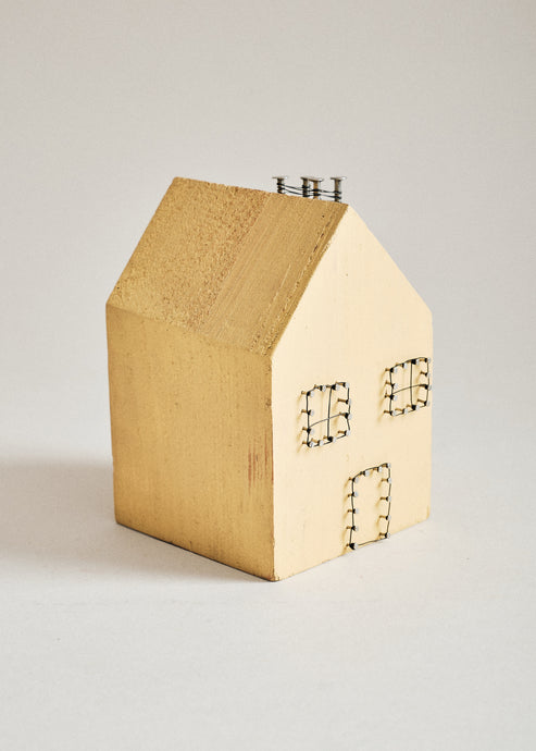 Joelle Yu, Yellow House, Square Windows