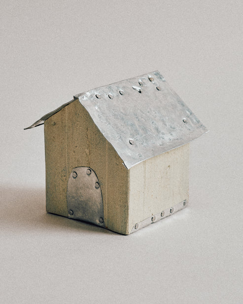 Joelle Yu, Dog House