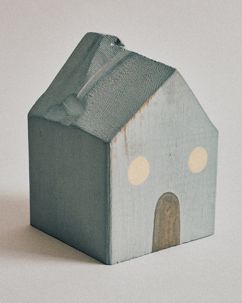 Joelle Yu, Blue House