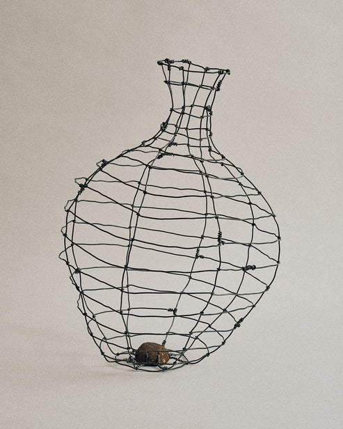 Joelle Yu, Walnut Vase
