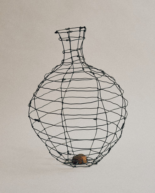 Joelle Yu, Walnut Vase