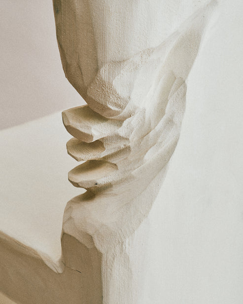 Joelle Yu, Ghost Chair